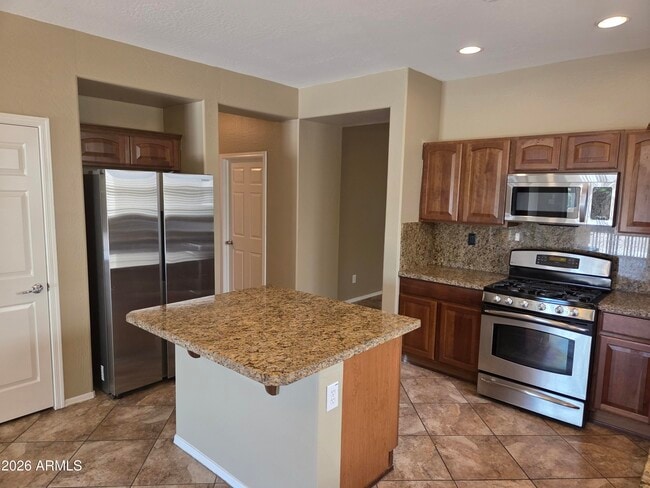 Building Photo - 3735 Desert Creek Ln