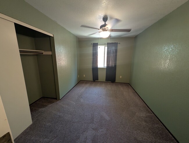 Building Photo - 3 Bedroom House in the Pernie Trail Park N...