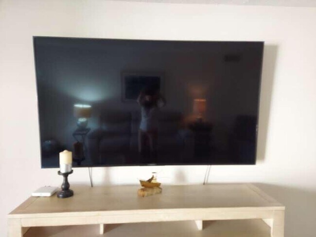 Building Photo - 2903 Victoria Cir