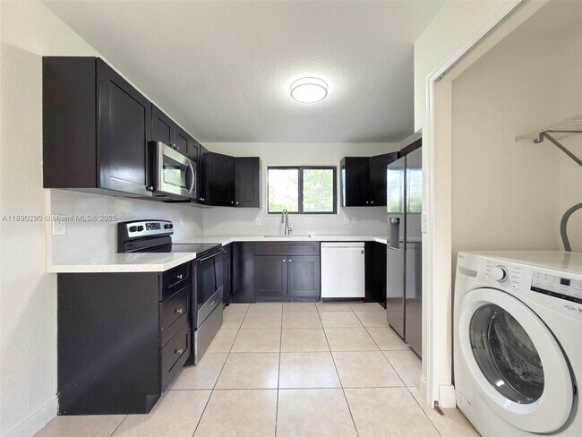 Building Photo - 1489 NW 59th St