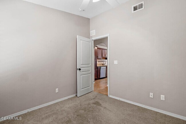 Building Photo - 7000 Long Meadow Dr