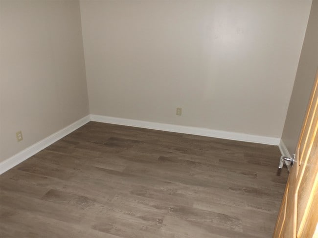 Building Photo - 40 N Marion St