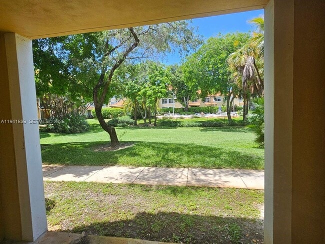 Building Photo - 111 Yacht Club Way