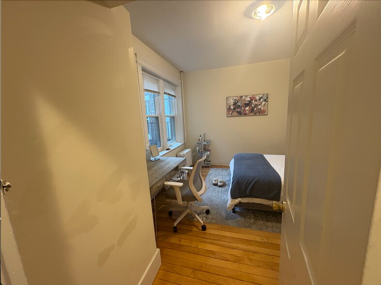 Building Photo - 215A Harvard Ave