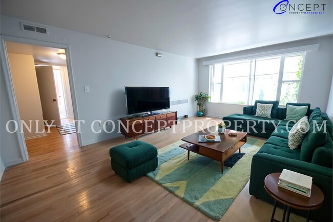 Interior Photo - Majestic