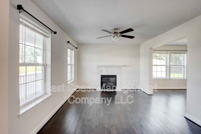 Primary Photo - 137 Winters Ln