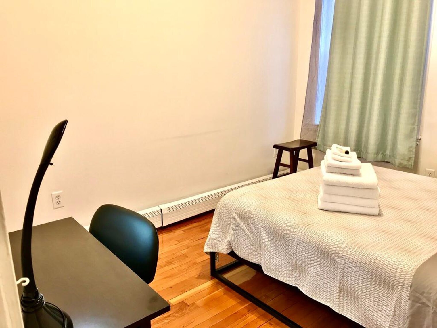 Building Photo - 109 Strathmore Rd