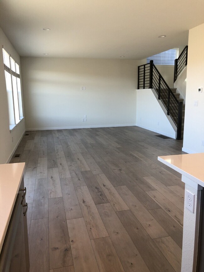 Building Photo - 145 Mohawk Cir