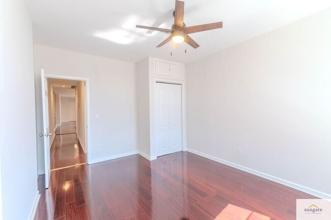 Building Photo - 2608 E Fayette St