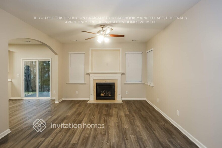 Building Photo - 5032 Abercromby St