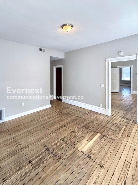 Building Photo - 7621 Virginia Ave