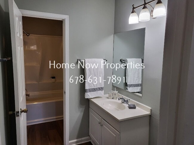 Building Photo - 2633 Country Trace SE