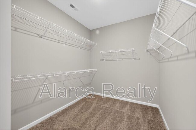 Building Photo - 256 W Waterlynn Rd