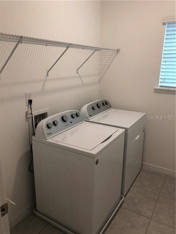 Building Photo - 9143 Grand Is Wy