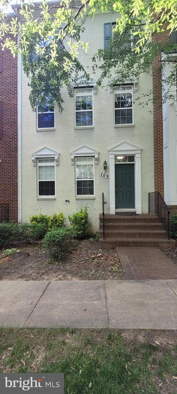 Primary Photo - 709 Ridgemont Ave