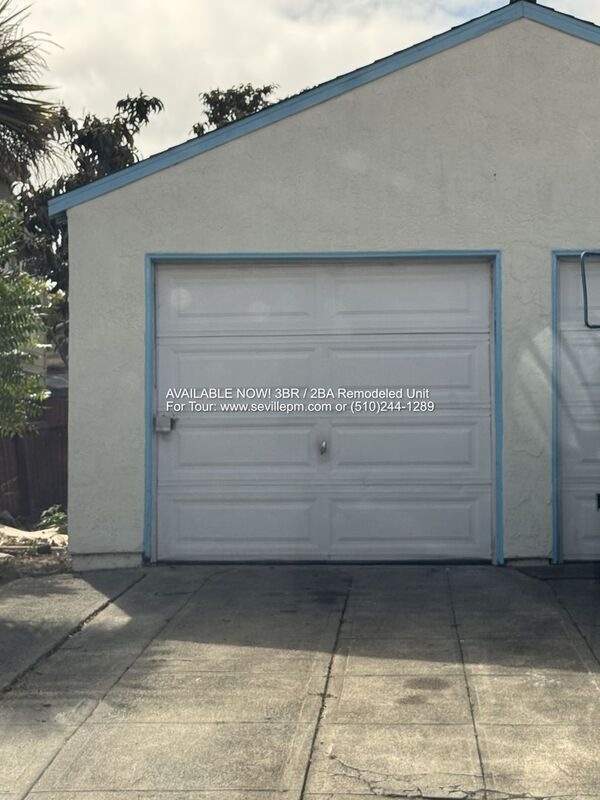 Building Photo - 1801 Eagle Ave