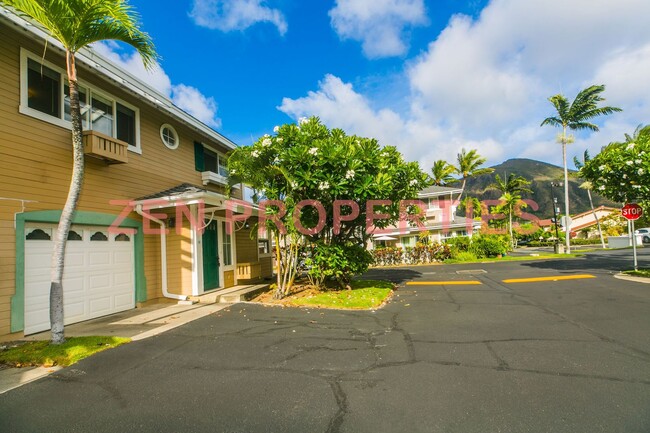 Building Photo - Lalea at Hawaii Kai- 3 bedroom, 2.5 bath t...