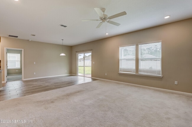 Building Photo - 10386 Pavnes Creek Dr