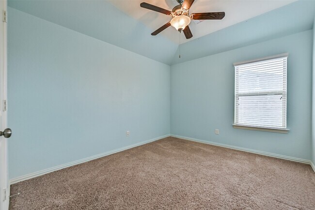 Building Photo - 4511 Apple Point Ln