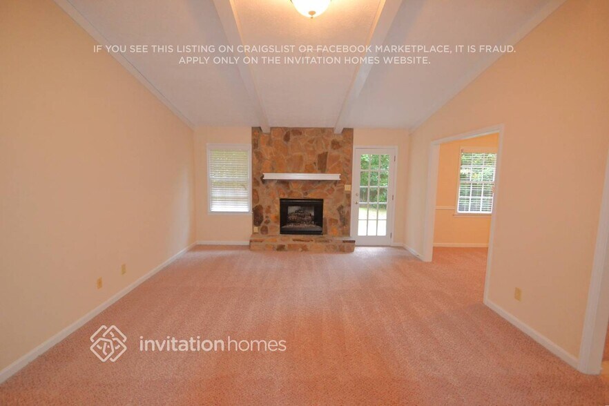 Building Photo - 2077 N Landing Way