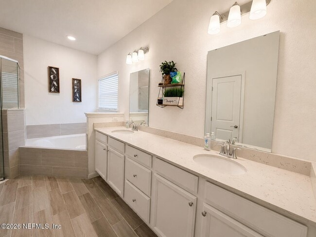 Building Photo - 7219 Calamint Ave
