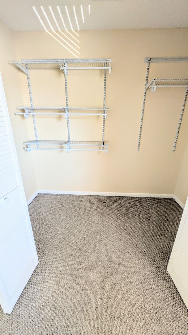 Building Photo - 2 BED 1 BATH CONDO ON SIESTA KEY **ALL UTILITIES/WIFI INCLUDED**