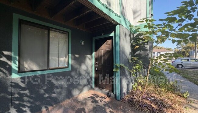 Building Photo - 5144 Westchase Ct