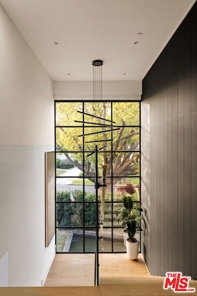 Building Photo - 5988 W 76th St