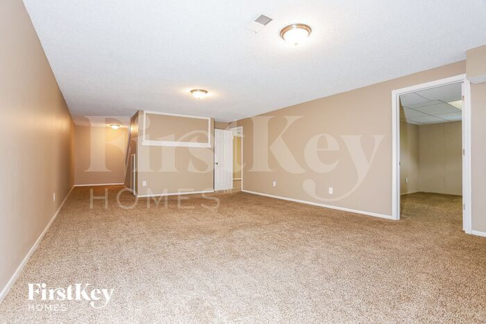 Building Photo - 24 Spring Way Dr