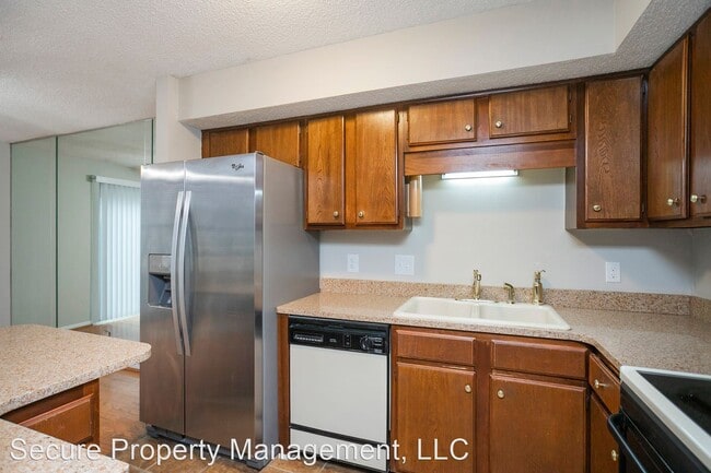 Building Photo - 2 br, 2 bath House - 5419 Hickory Park Dr