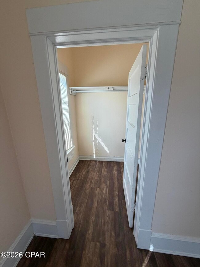 Building Photo - 1002 Indiana Ave