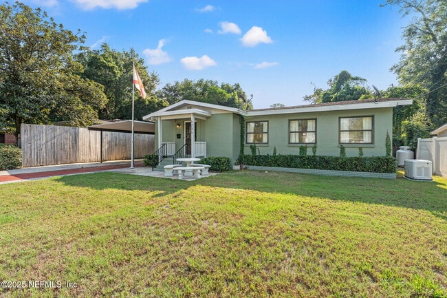Building Photo - 6235 Fordham Cir E