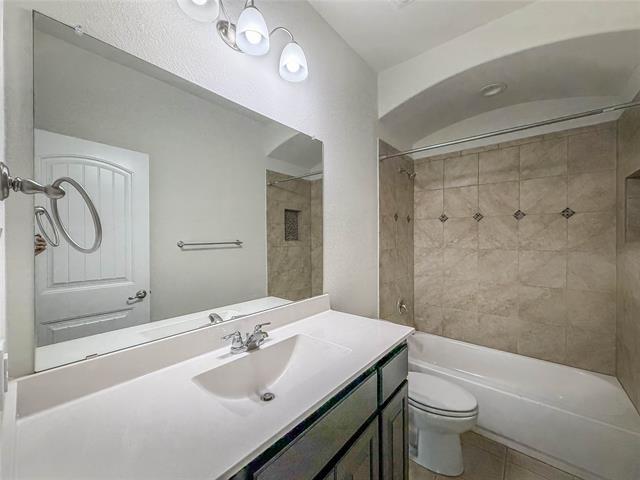 Building Photo - 1117 Genola Dr