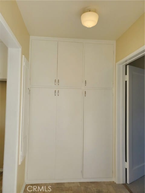 Building Photo - 544 Laurel Ave