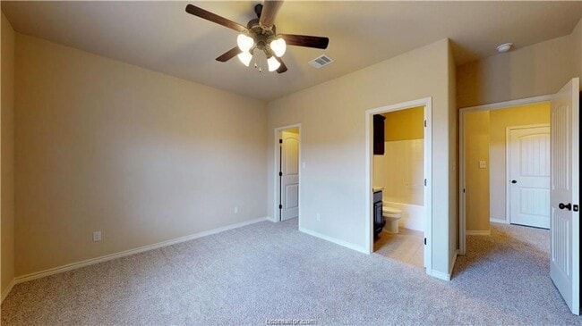 Building Photo - 117 Kimber