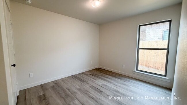 Building Photo - 7213 7th St