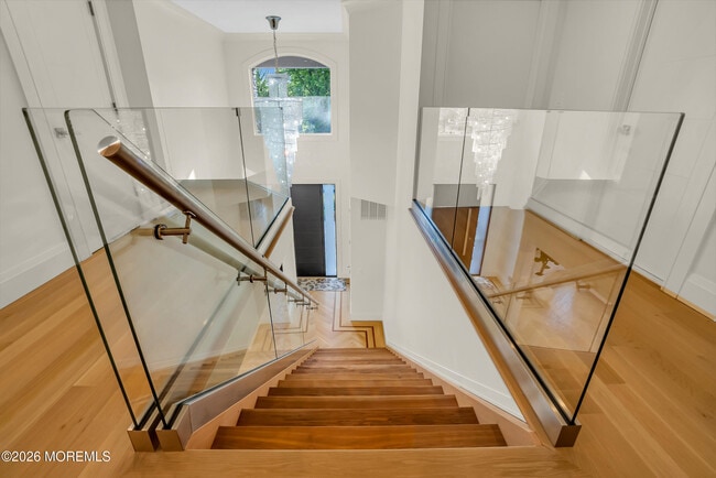 Building Photo - 243 Overbrook Ave