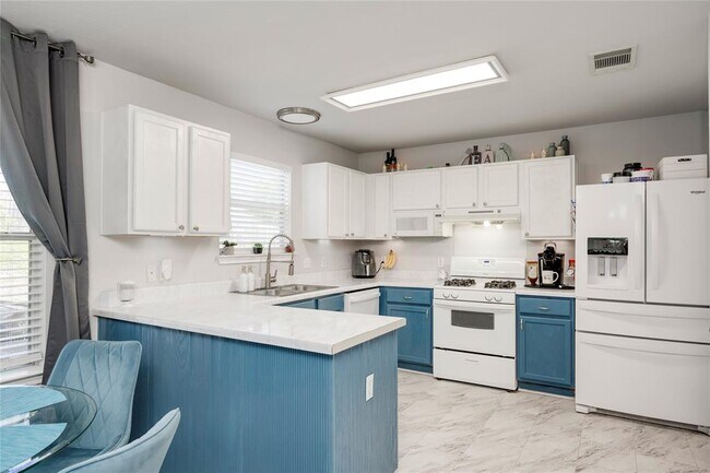 Building Photo - 148 Buttercup Way