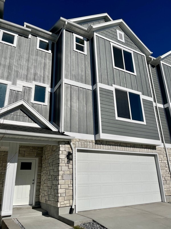 Building Photo - 970 Shadow Brk Ln