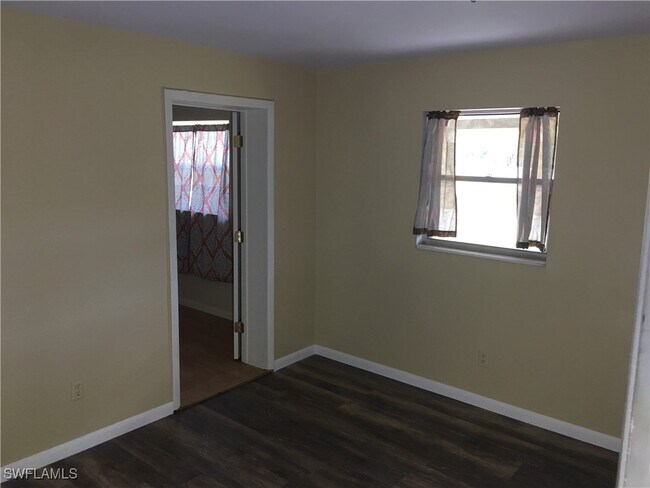 Building Photo - 11721 Fox Hill Rd