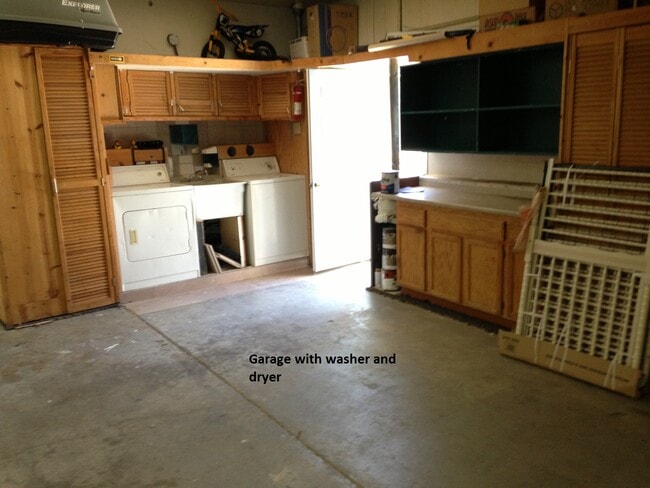 Building Photo - 34199 Cromwell Pl