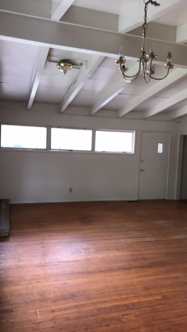 Building Photo - 3 Bedroom Avail August for 2025;  Monthly ...