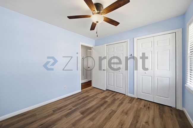 Building Photo - 2351 Emerald Falls Dr