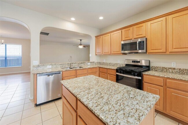 Building Photo - 3720 Pine Needle Cir