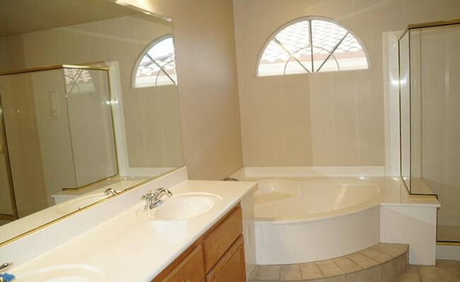 Building Photo - 6551 W Musette Ave