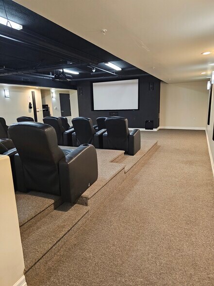 Movie Theater room seats 19 people - 3750 Santa Rosalia Dr