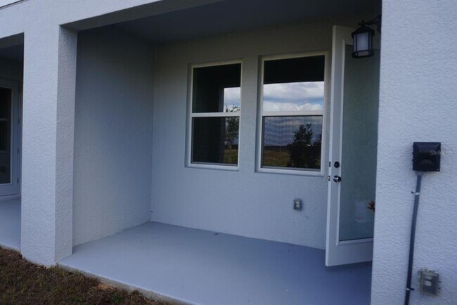 Building Photo - 2975 Maloof Dr