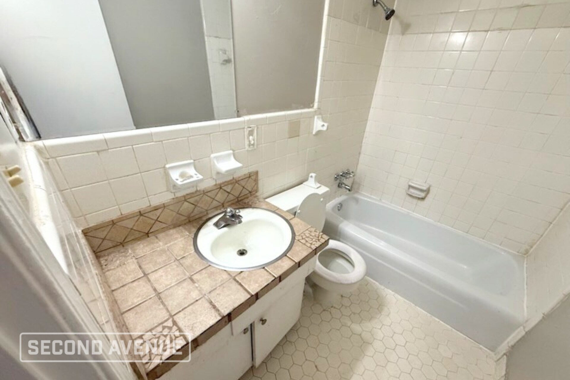 Building Photo - 1342 Heathcliff Dr