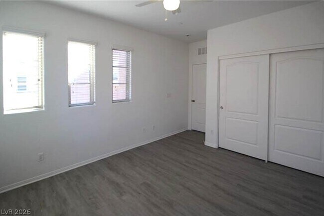 Building Photo - 729 Calamus Palm Pl