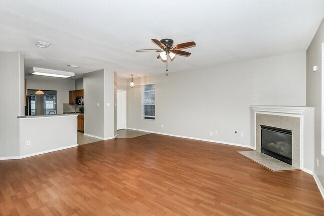 Building Photo - 12146 Landsdown Ridge Way